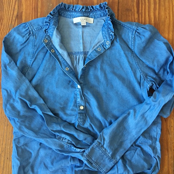 LOFT Chambray Shirt with Ruffles NWOT - Picture 4 of 5